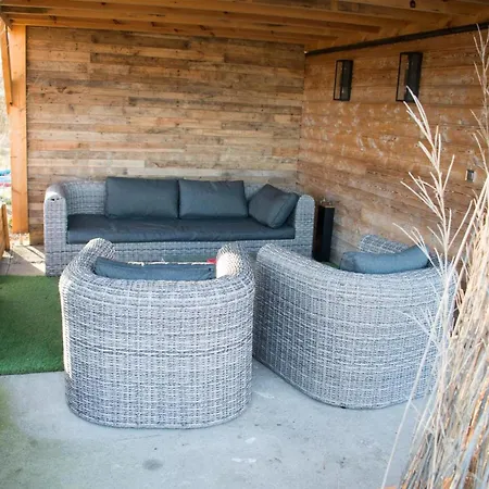 Dom wakacyjny En Bois A Hasnon, Calme Et Confort Avec Terrasse Et Jardin - Fr-1-510-121