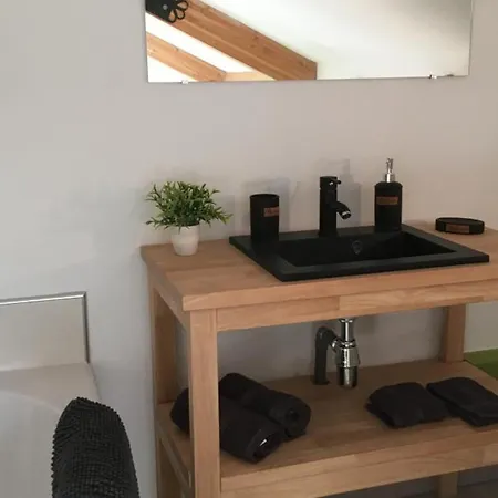 Dom wakacyjny En Bois A Hasnon, Calme Et Confort Avec Terrasse Et Jardin - Fr-1-510-121 Hasnon