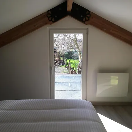 En Bois A Hasnon, Calme Et Confort Avec Terrasse Et Jardin - Fr-1-510-121 Hasnon