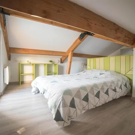 En Bois A Hasnon, Calme Et Confort Avec Terrasse Et Jardin - Fr-1-510-121 Hasnon