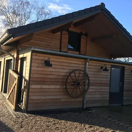 En Bois A Hasnon, Calme Et Confort Avec Terrasse Et Jardin - Fr-1-510-121 * Hasnon