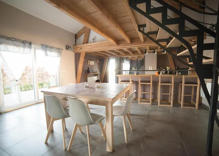 En Bois A Hasnon, Calme Et Confort Avec Terrasse Et Jardin - Fr-1-510-121 * Hasnon