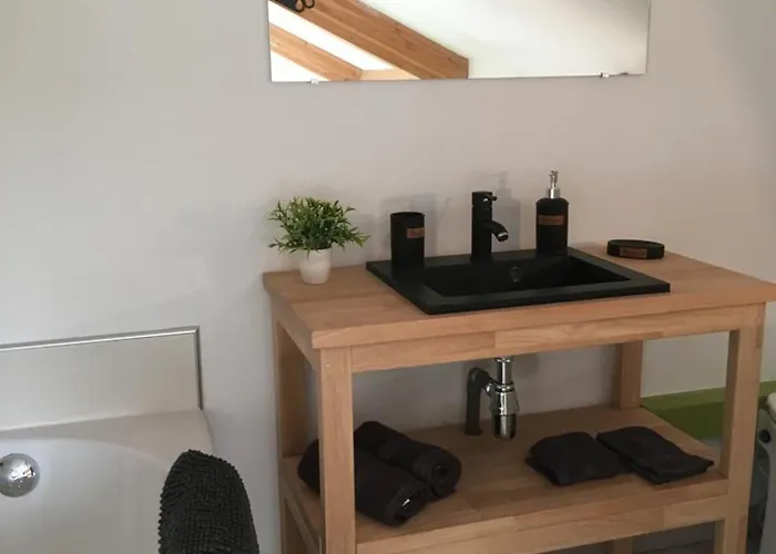 בית נופש En Bois A Hasnon, Calme Et Confort Avec Terrasse Et Jardin - Fr-1-510-121 Hasnon