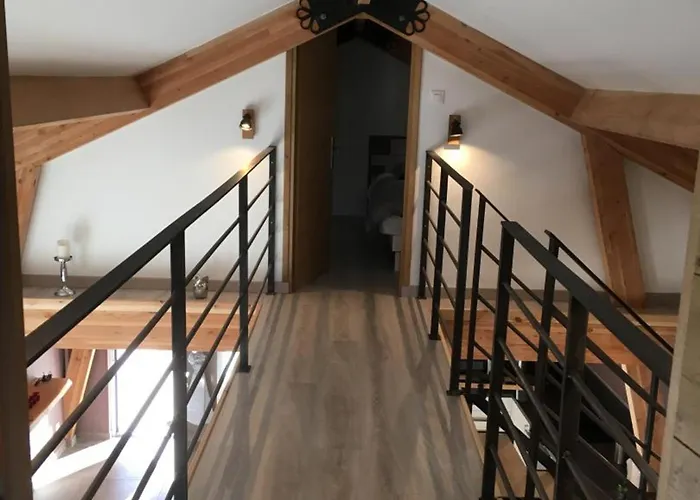 En Bois A Hasnon, Calme Et Confort Avec Terrasse Et Jardin - Fr-1-510-121 * Hasnon